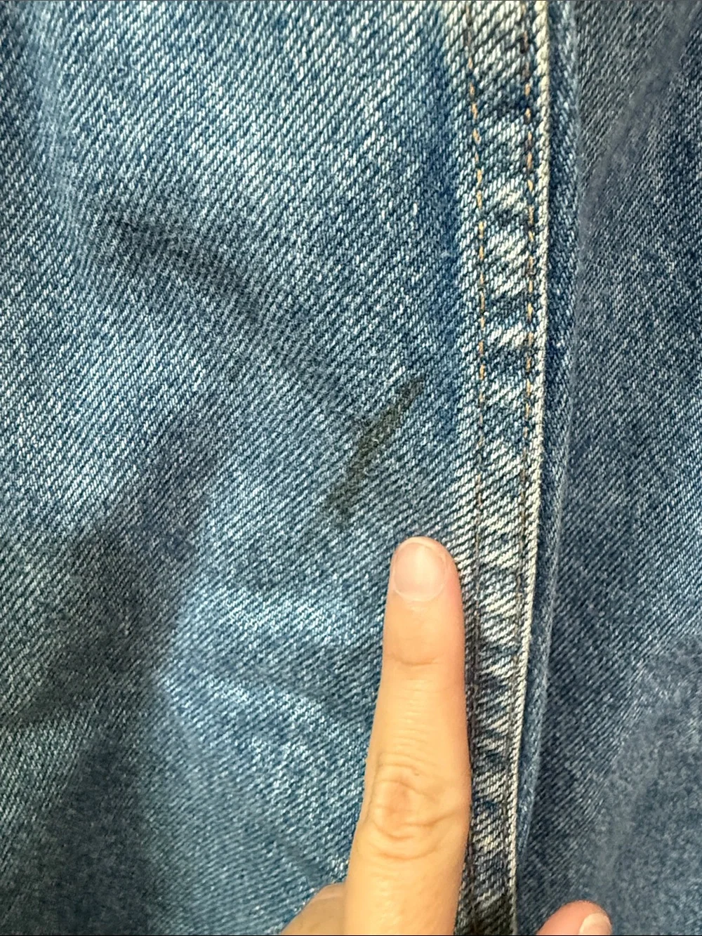 Wrangler Relaxed Fit Light Blue Denim Jeans
